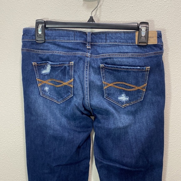 Abercrombie & Fitch high rise slim straight destroyed jeans 27x33 - Picture 6 of 11